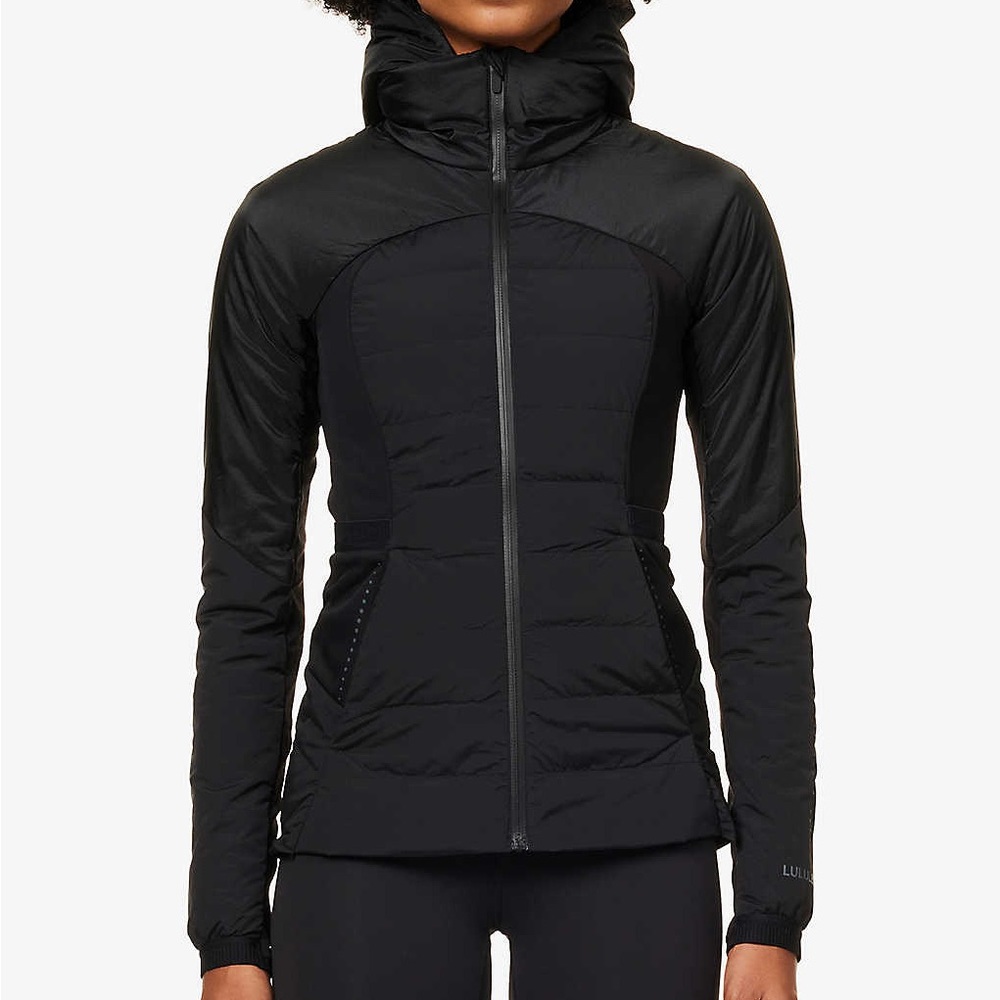 Lululemon Down for it All Jacket, Black, Size 6, like new
